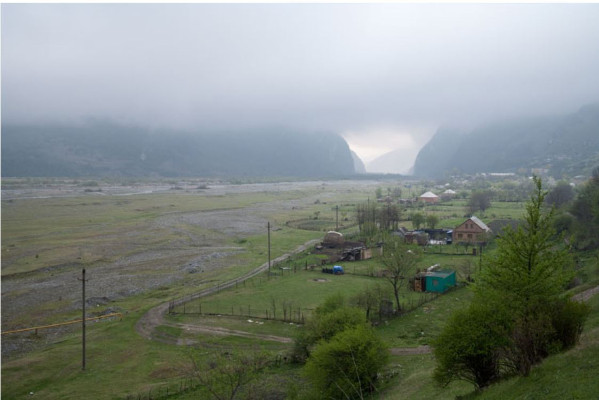 P 01, Ossétie du nord, mai 2009 ©Claire Chevrier