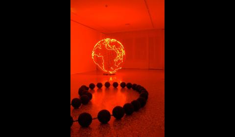 Mona Hatoum, Hot Spot, 2014