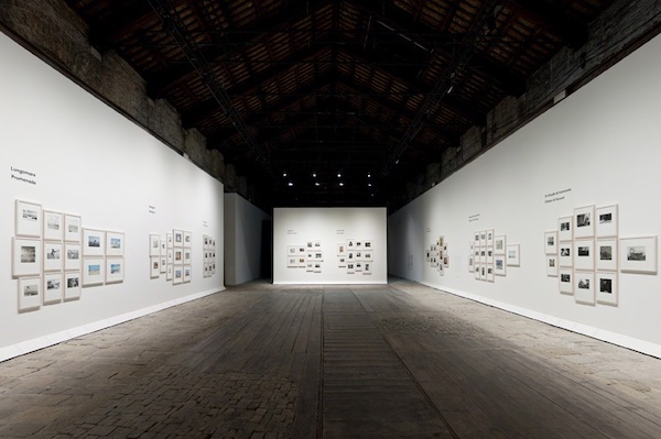 Vue expo Luigi Ghirri-Vitone_ Venise